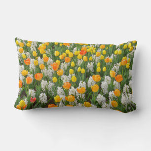MARIGOLD & GELE TULPEN MET WITTE HYACINTEN KUSSEN