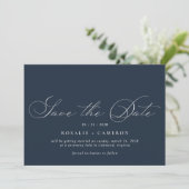 Marine Blauw | Eenvoudig Elegant Script bruiloft Save The Date (Staand voorkant)