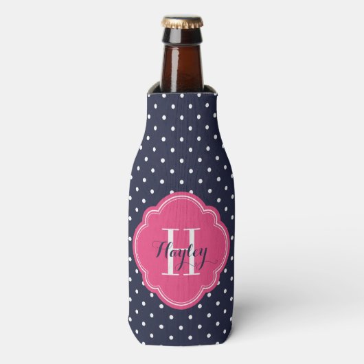 Marine Blauw en Roze Polka Dots Monogram Flesjeskoeler (Fles Voorkant)