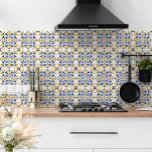 Marine Bleu Jaune Méditerranée Motif Blanc<br><div class="desc">Présentez notre magnifique et unique tuile en céramique qui est parfait pour apporter une touche de Méditerranée à votre maison. Avec son motif décoratif moderne en bleu marine et jaune frappant sur un arrière - plan blanc immaculé, ce carrelage insufflera style et élégance à votre espace. Que vous cherchiez à...</div>