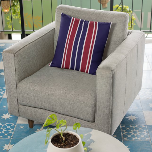 Marine en rode strepen kussen (Creator heeft geüpload)