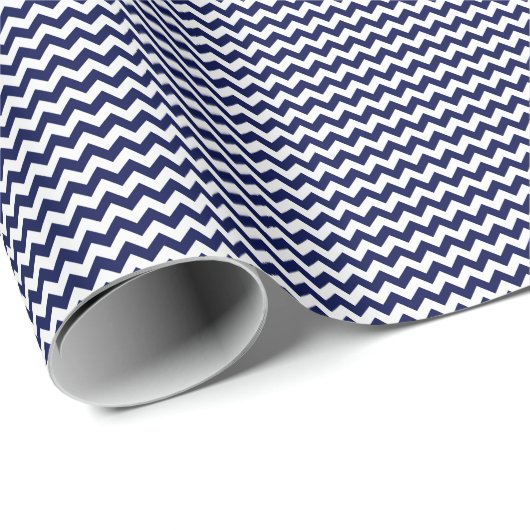 Marineblauw en wit klein Chevron-papier Cadeaupapier (Rol Hoek)