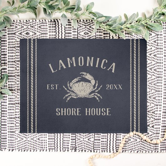 Marineblauw | Rustic Shore House Personalized Crab Deurmat