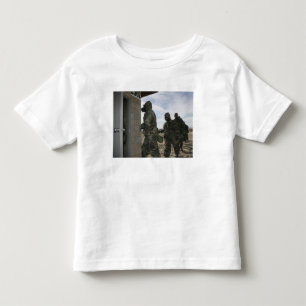 Marines en Sailors in de gaskamer Kinder Shirts