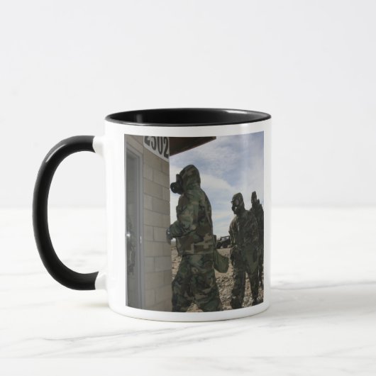 Marines en Sailors in de gaskamer Mok (Links)
