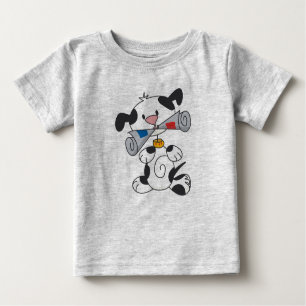 Marionnettes avec T-shirts et cadeaux de journaux