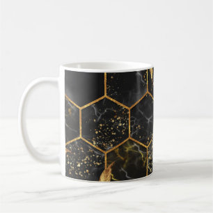 Marmeren zeshoek, gouden bladeren textuur. koffiemok