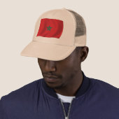 Marokkaanse Vlag Hoed Trucker Pet (In situ)