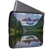 Maroon Bells Laptop Sleeve (Voorkant Rechts)