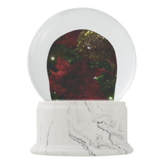 Maroon- en goudkerstboom in feestdag sneeuwbol (Voorkant)