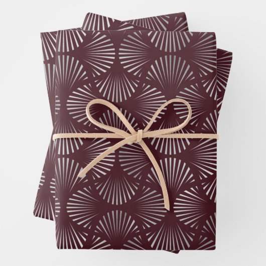Maroon en Silver Art Deco Fan Pattern Inpakpapier Vel (In situ)