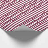 Maroon en witte Combs Tooth Cadeaupapier (Hoek)