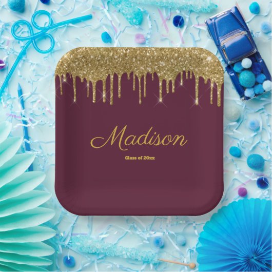 Maroon & Gold Graduation Party Afstudeerder Klasse Papieren Bordje (Feest)
