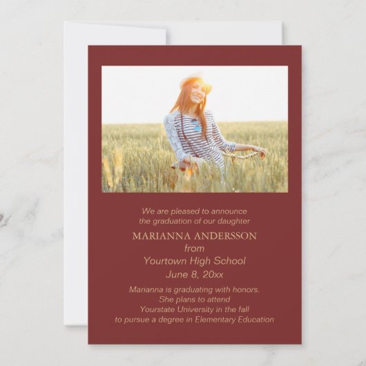 Maroon Gold Typographie Photo Grad Faire-part (Dos)
