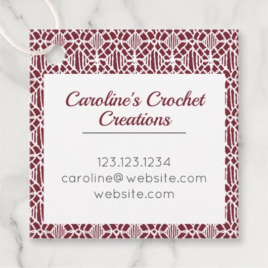 Maroon met White Crochet Lace Pattern Label (Voorkant)