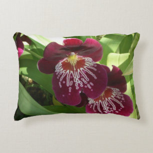 Maroon Orchids II Elegant Floral Decoratief Kussen