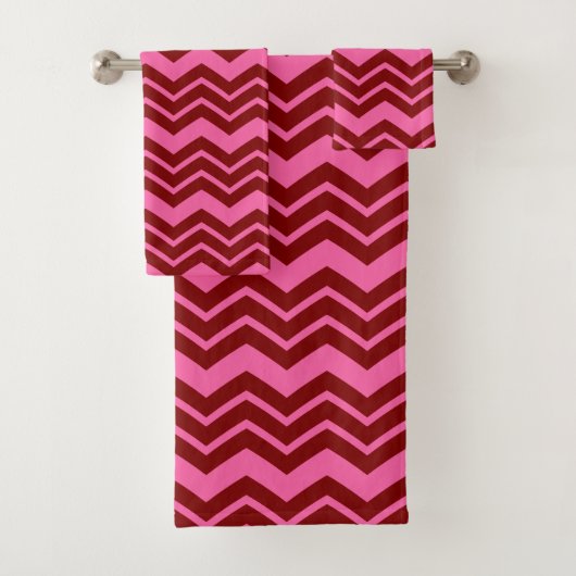 Maroon Red Pink Chevron Zigzag Design  (En situation)