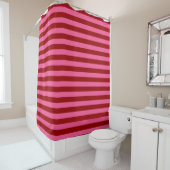 Maroon Red Pink Stripes Design Douchegordijn (In situ)
