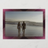 maroon witte deco goudmonogram foto save the date (Achterkant)