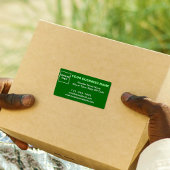 Marque commerciale sur étiquette d'expédition vert