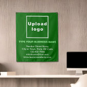 Marque commerciale sur la Tapisserie verte