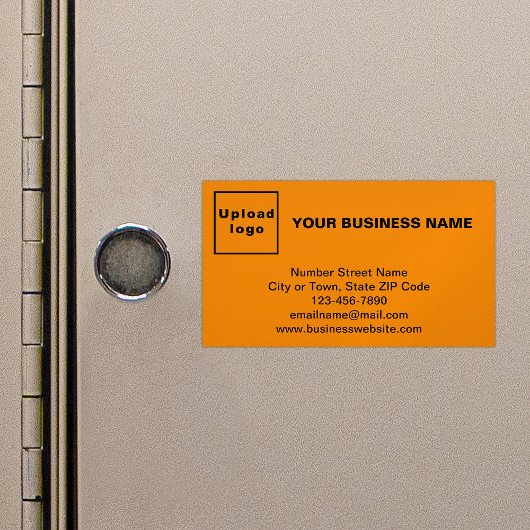 Marque commerciale sur petite carte magnétique ora