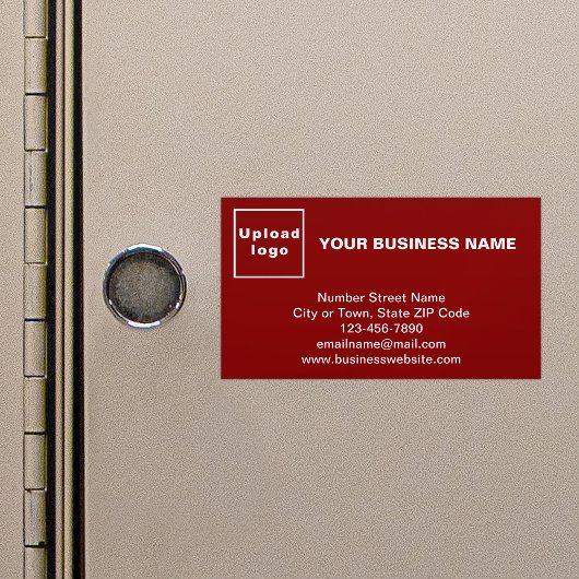 Marque commerciale sur petite carte magnétique rou