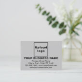 Marque commerciale sur petite carte rectangle gris (Debout devant)