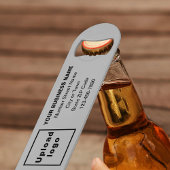 Marque d'affaires sur flacon gris