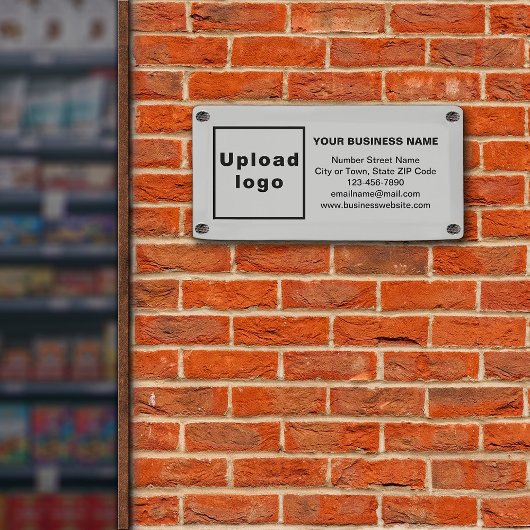 Marque d'affaires sur une bannière gris