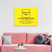 Marque d'entreprise sur toile rectangulaire jaune (Insitu(Salon))