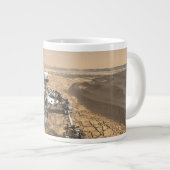 Mars 2020 Rover op het oppervlak van Mars. Extra Grote Beker (Voorkant rechts)