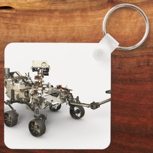 Mars Perseverance Rover op een witte achtergrond. Sleutelhanger (Achterkant)
