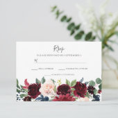 Marsala Bourgogne Vin Rouge Mariage Floral RSVP (Debout devant)
