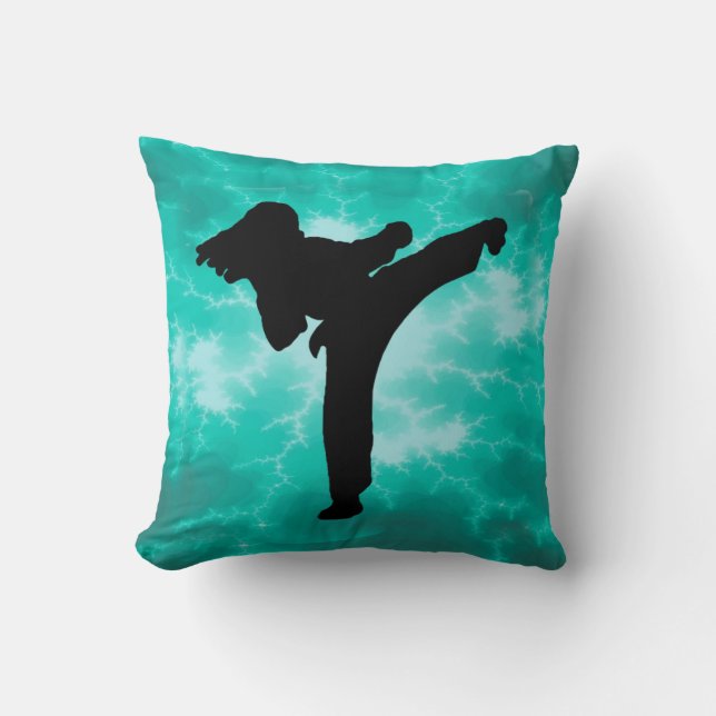 Martial Arts Girl Turquoise Lightning Coussin (Recto)
