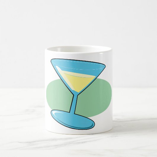 Martini Boire Dans Une Mug De Café En Verre