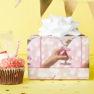 Martini Cocktail met Roze Satijnen Strik Cadeaupapier