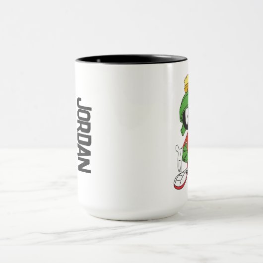 MARVIN THE MARTIAN™ armen open | Jouw naam toevoeg Mok (Midden)