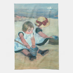 Mary Cassatt - Kinderen die op het strand spelen Theedoek