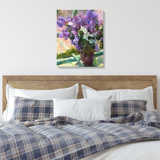 Mary Cassatt Lilacs in een raam Canvas Afdruk (Insitu (Slaapkamer))
