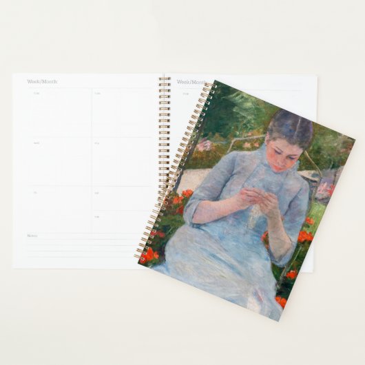 Mary Cassatt - Meisje naait in een tuin Planner (Display)