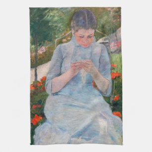 Mary Cassatt - Meisje naait in een tuin Theedoek