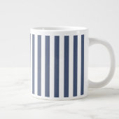 Masculine Blue Striped Personalized Monogrammen Grote Koffiekop (Rechts)