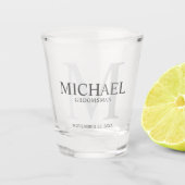 Masculine Gepersonaliseerd monogram en naam Grooms Shot Glas (Voorkant)
