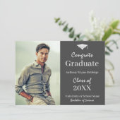 Masculine Graduate Photo Faire-part et fête (Debout devant)