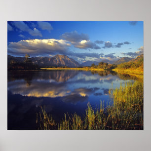 Maskinonge Lake in Nationaal Park Waterton Lakes 3 Poster