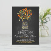 mason jar chalkboard répétition dîner invitation (Debout devant)