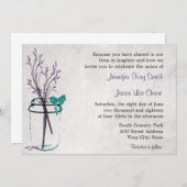 Mason Jar met Paarse bijkantoren Wedding Invitatio Kaart (Voorkant / Achterkant)