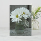 Mason Jar of Daisies Rustic Rehearsal Dinner Kaart (Staand voorkant)