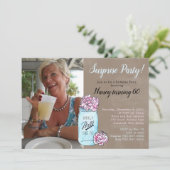 Mason Jar Surprise Anniversaire Fête Invitation (Debout devant)